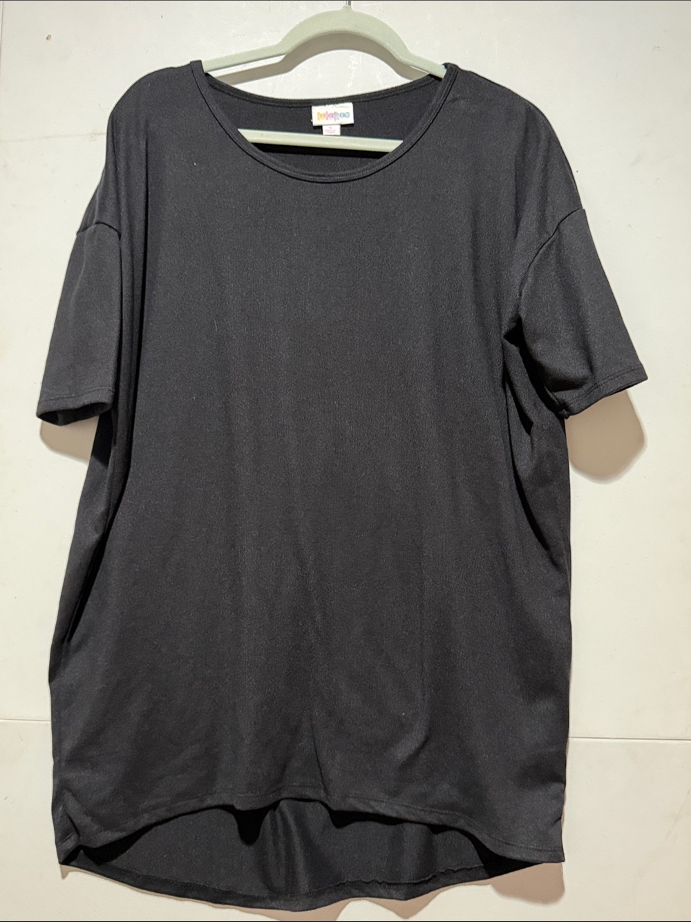 LuLaRoe women’s Black Irma  Short Sleeve Crewneck tunic